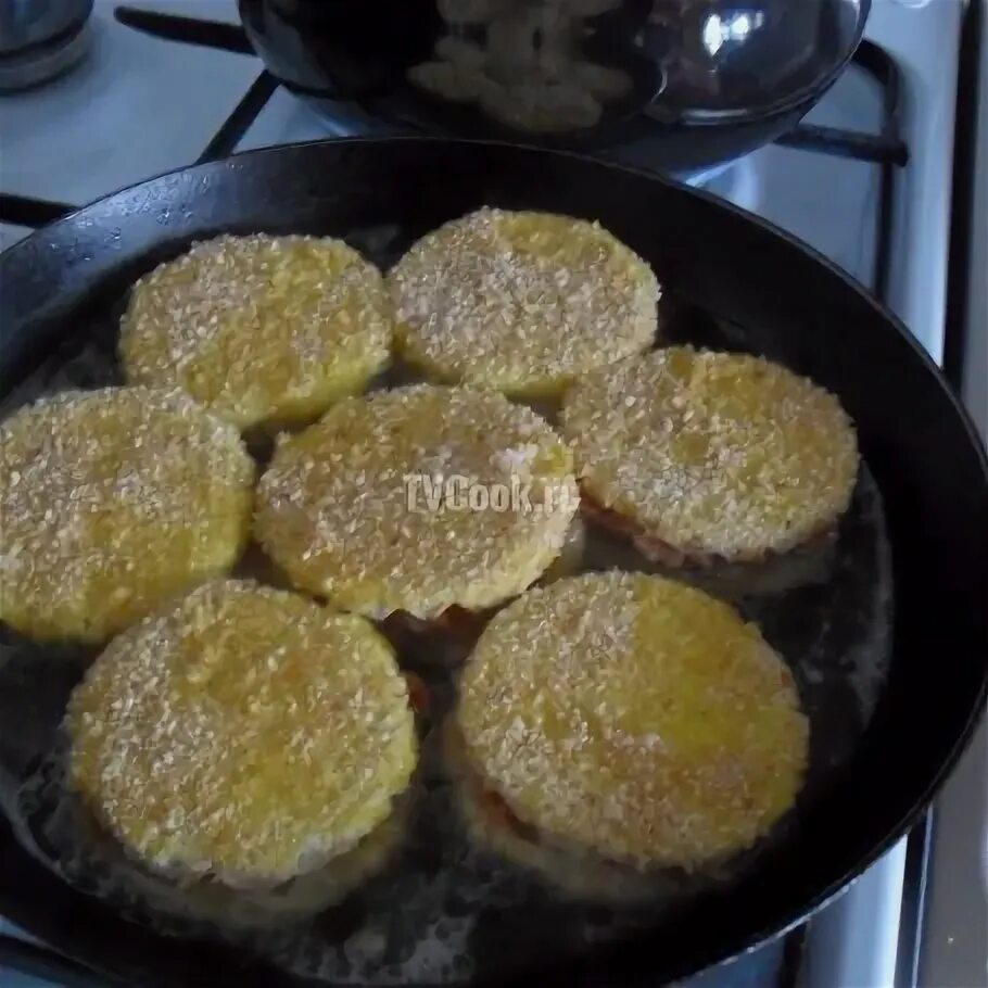 Сочные котлеты в вафельных коржах Быстро и очень вкусно - YouTube