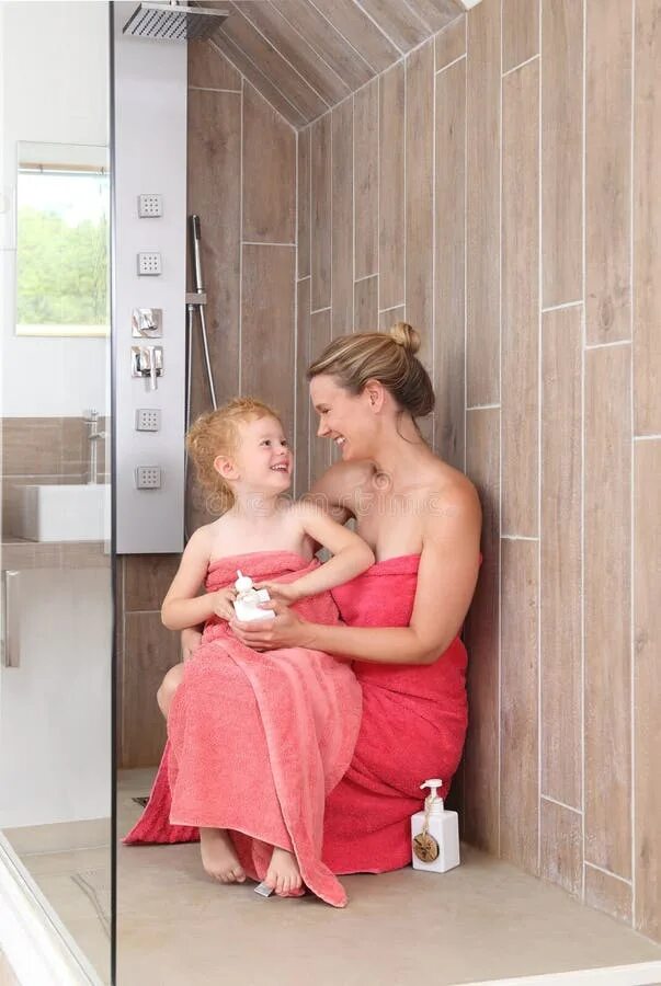 Daughter showers. Мама Shower. Дочки Shower. Mommy Shower. Доченька в домашние Shower.