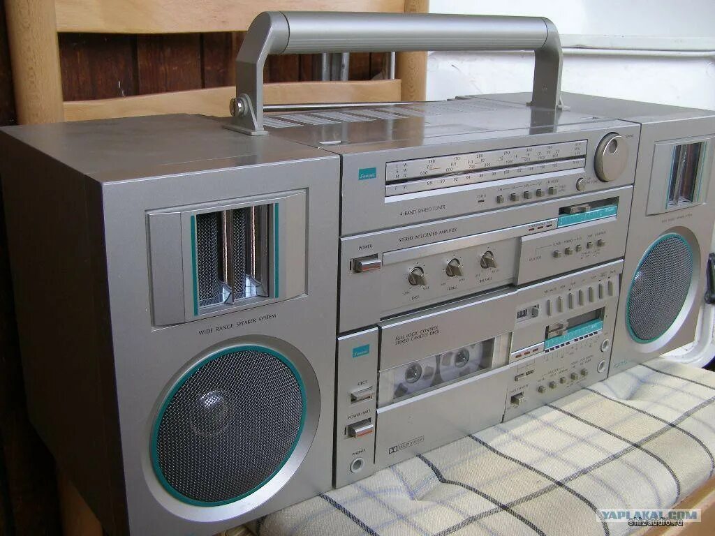 Магнитолы Grundig 80 х. Магнитофон Bigston. Японские магнитофоны Сансуй. Магнитолы Грюндик 80 годов.