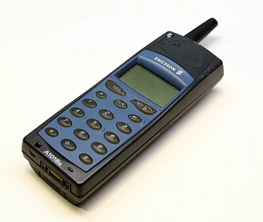 Ericsson a2628s. Sony ericsson t28s. Sony ericsson a1018s. Sony ericsson a1018s. Старый сотовый сони эриксон.