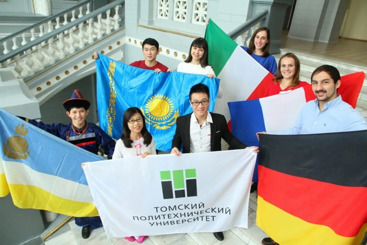 Иностранные студенты. Студенты иностранных вузов. Международные студенты в России. Иностранные студенты в российских вузах.