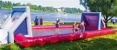 Надувные аттракционы футбол. Водный футбол надувной. Водный футбол надувной. Скользкий футбол аттракцион. Скользкий футбол.