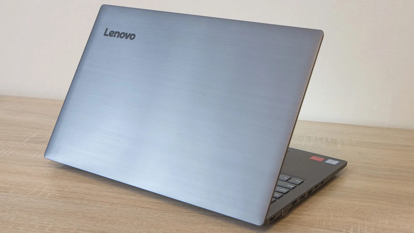 Рабочий ноутбук леново. Ноутбук Lenovo v330 15. Ноутбук Lenovo IDEAPAD 330. Lenovo IDEAPAD 330 15. Ноутбук Lenovo 330-15ich.