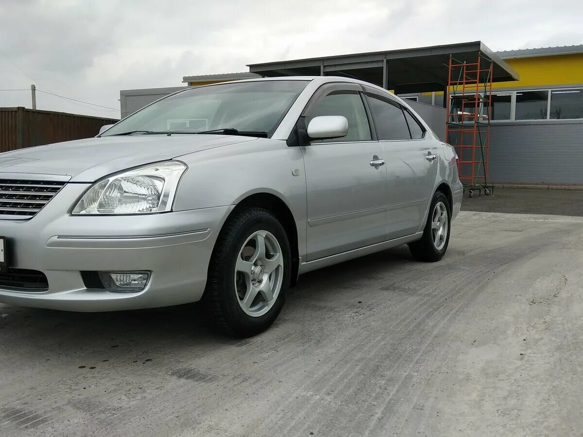 Купить премио владивостоке. Toyota Premio 2004. Тойота Премио 2004. Toyota Premio t24 2004-2007. Тойота Премио 2004 года.