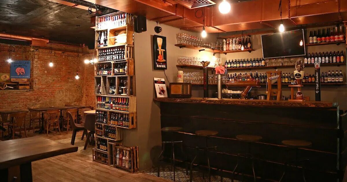 Kwak покровка москва. Квак паб на покровке москва. Kwak ул покровка 2 1с1. Квак паб на покровке москва. Квак бар москва.