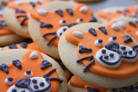 Nutmeg tiger cookie