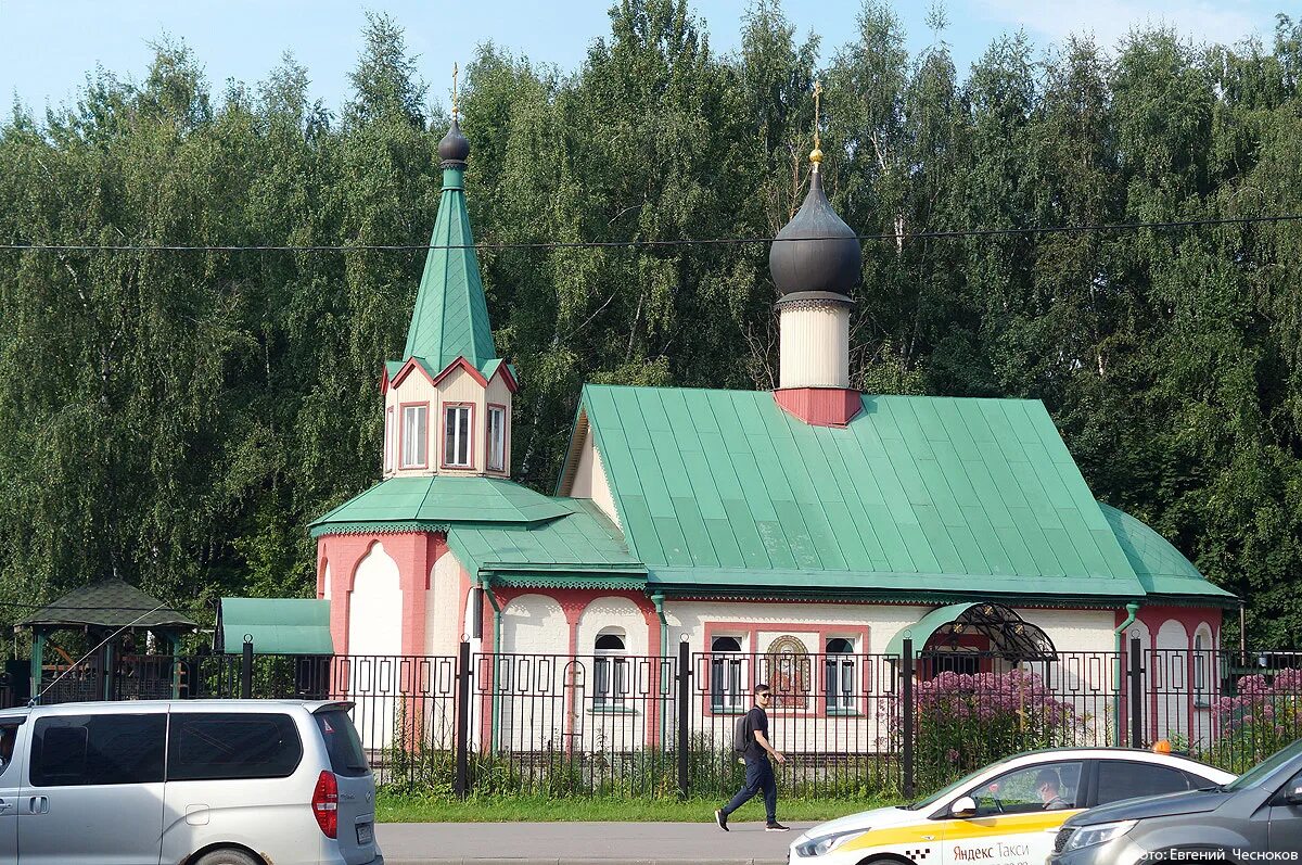 храм теплый стан. храм анастасия узорешительница в теплом стане. строящийся храм в теплом стане. храм теплый стан. храм теплый стан.