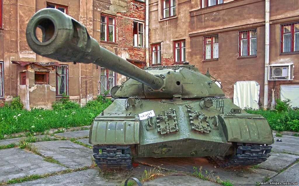 Танки реальный мир. Танк ис 8. 60 tp wot blitz. Танк т 34 в реальной жизни. World of tanks объект 777.