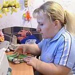 Мастер классы для детей с ограниченными возможностями. Ментальные нарушения у взрослых людей. Незрячие рукодельницы. Рукоделие инвалидов. Художники инвалиды.