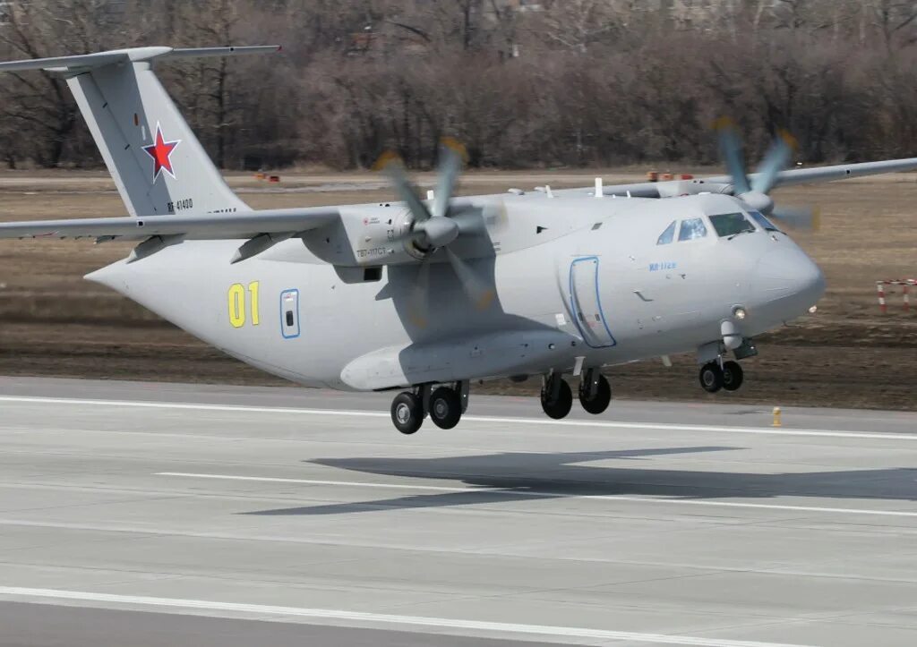Ил-112в военно-транспортный самолёт. Ил-112в военно-транспортный самолёт. Самолет ил-112в. Транспортный самолет ил 112. Ил 112.
