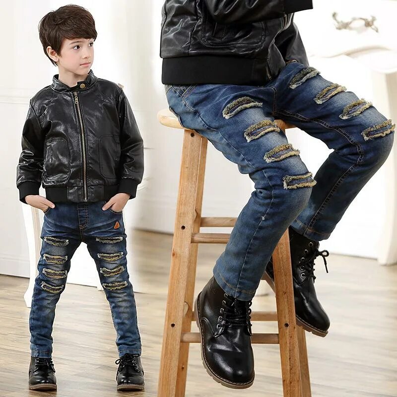 Джинсы для мальчика. Мальчики подростки в джинсах. Стильные джинсы для мальчиков. Модные подростковые джинсы для мальчиков. Брюки джинсы мальчиков