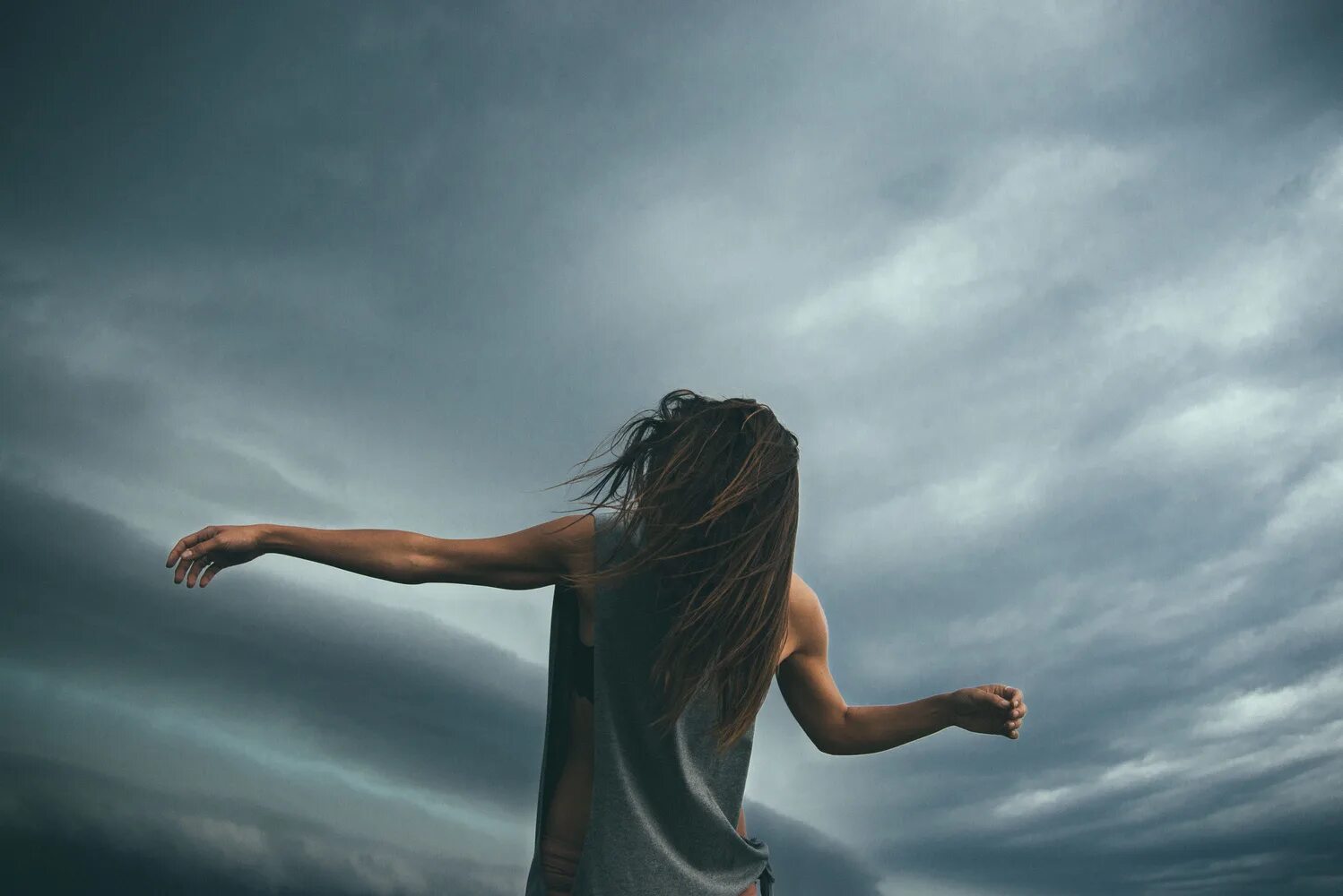 думать тишину. статусы про тишину. бывает тишина зависнет. думать тишину. цитаты про природу.