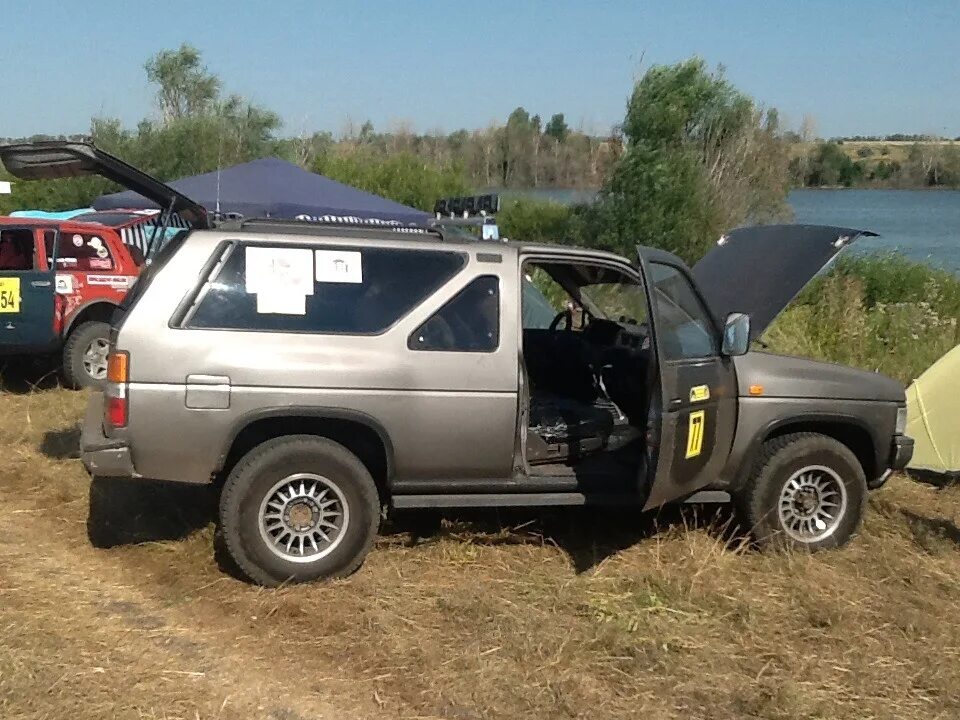 Nissan terrano 1992. 6 отзывы. Террано 1. Ниссан террано 1. Террано 1.