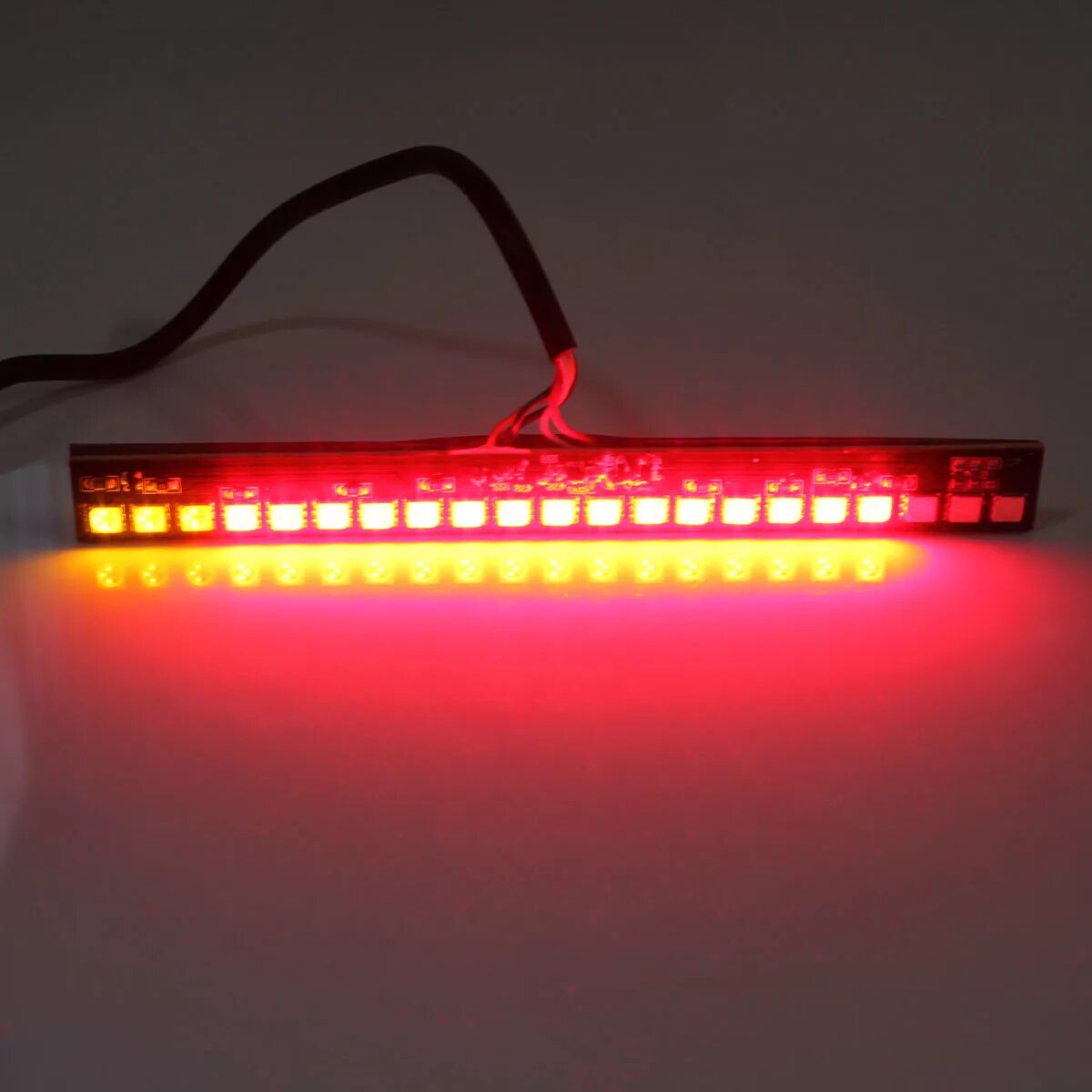 Светодиодные фонари на авто габариты стоп сигнал. Диодную ленту задний. Стоп сигнал range rover. Диодную ленту задний. Светодиодная лента указатель поворотов + стоп сигнал.