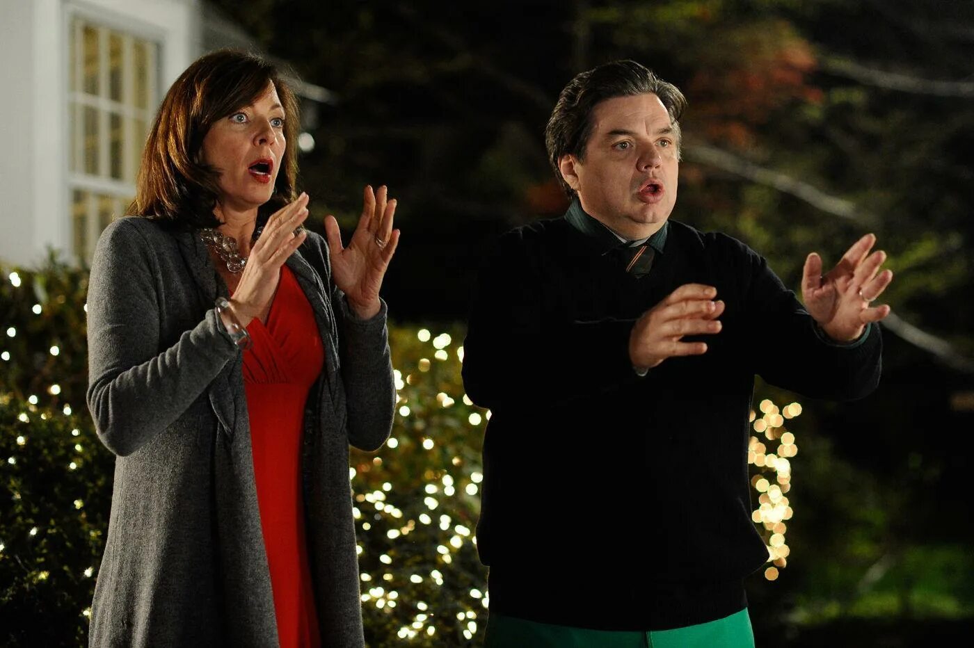 любовный переплет. хью лори и лейтон мистер поцелуй гиф. лейтон мистер и хью лори. «любовный переплет» (2011, сша). «любовный переплет» (2011, сша).