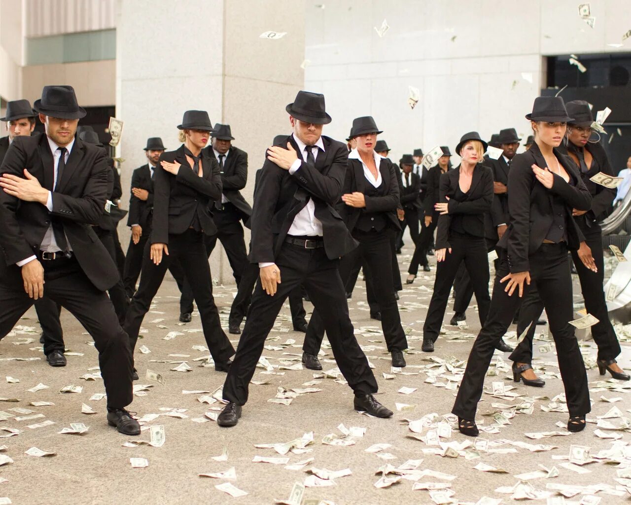 Шаг вперед кадры из фильма. Шаг вперед фильм 2006. Фильм про танцы шаг вперед. Фильм шаг вперед 7. Шаг вперед 4д.