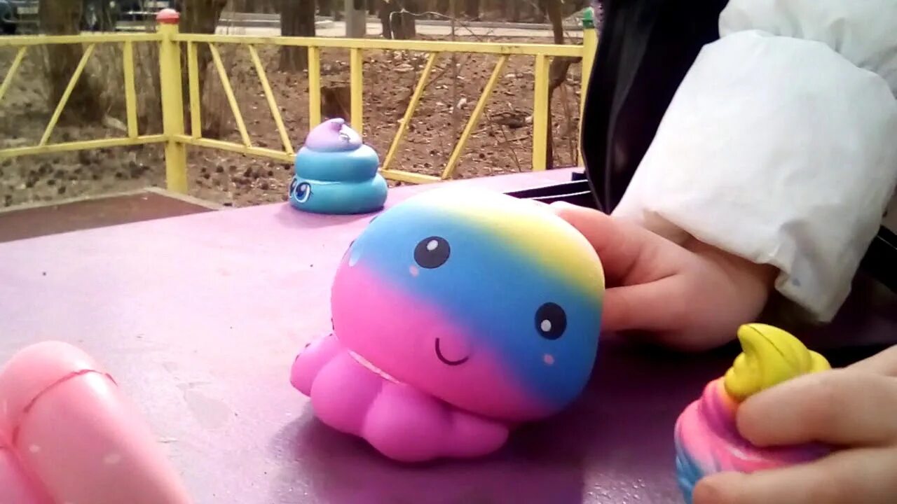 Пуни чу игрушка. Видео про таба сквиши. Trishy squishy. Гамболс шоу лист сквиши большие. Сквиш из бумаги пончик.