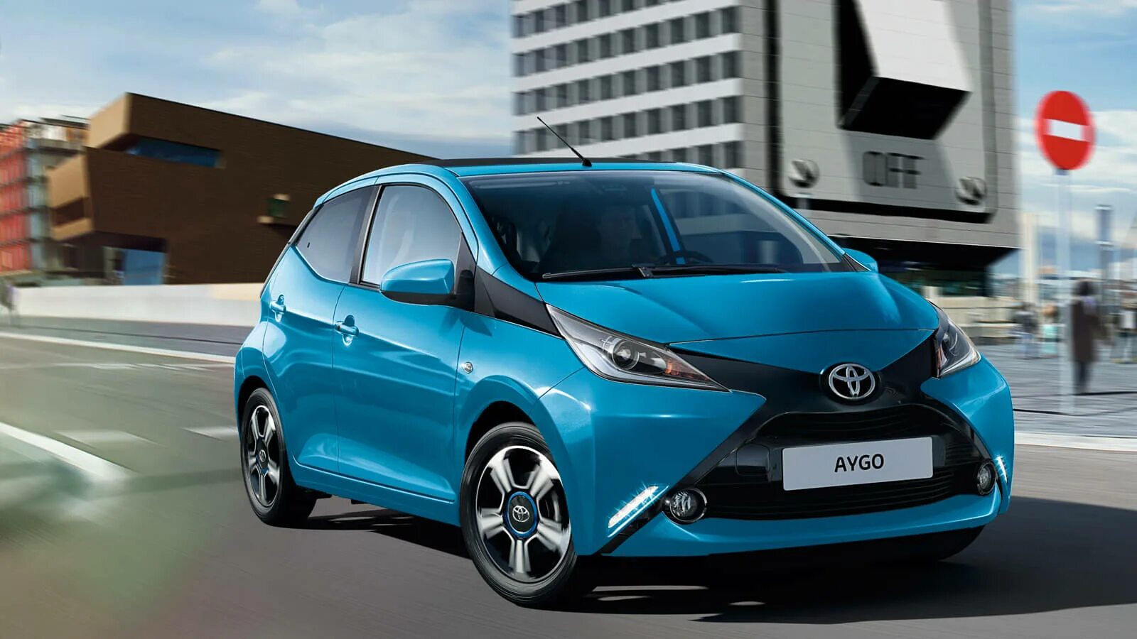 Маленькие гибриды. Toyota Aygo 2021. Toyota Aygo 2017. Toyota Aygo Hybrid. Toyota Aygo 2020 гибрид.