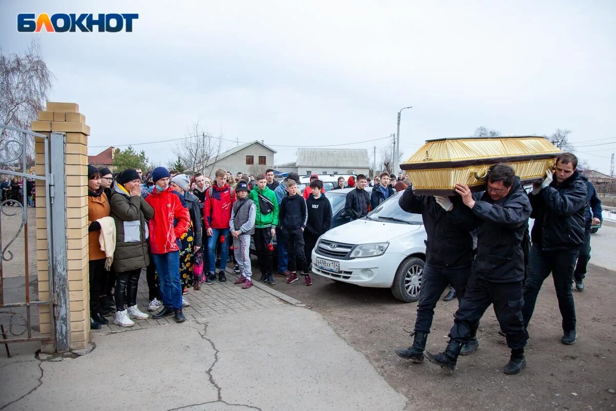 Новости краснослободска волгоградской. Пожар в Учхозе Краснослободск. Траур в Приуральске Кувандыкского района. Похороны 2023 04.05 в Исилькуль.