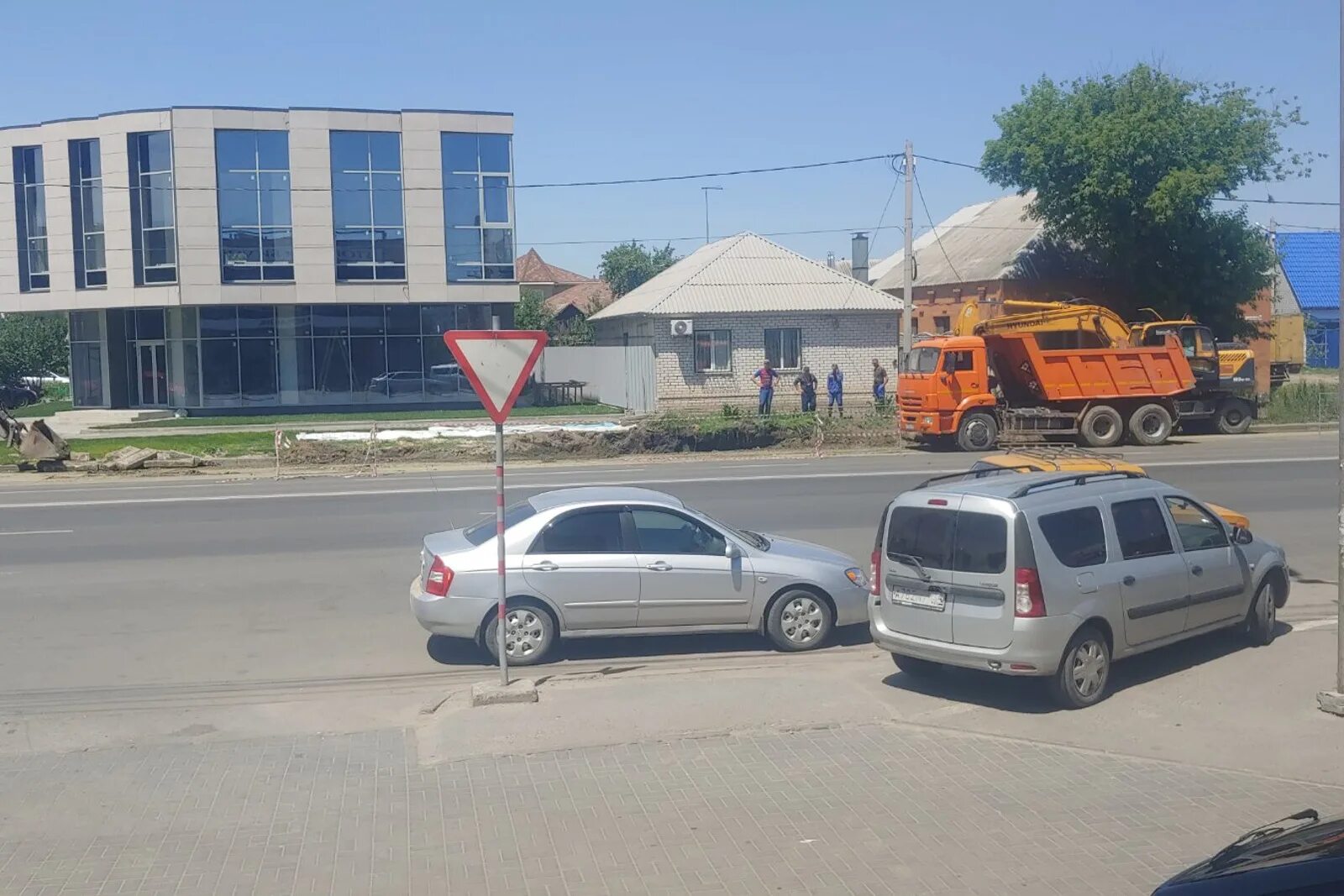 Волгоград ворошиловский отключение. Ворошиловский район Волгоград пляж.