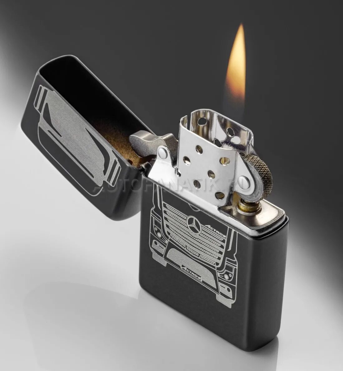 Зажигалка Zippo Mercedes Benz. Зажигалка зиппо Мерседес. Зажигалки зиппо оригинал Mercedes Benz. Zippo w124. Стоимость зажигалки