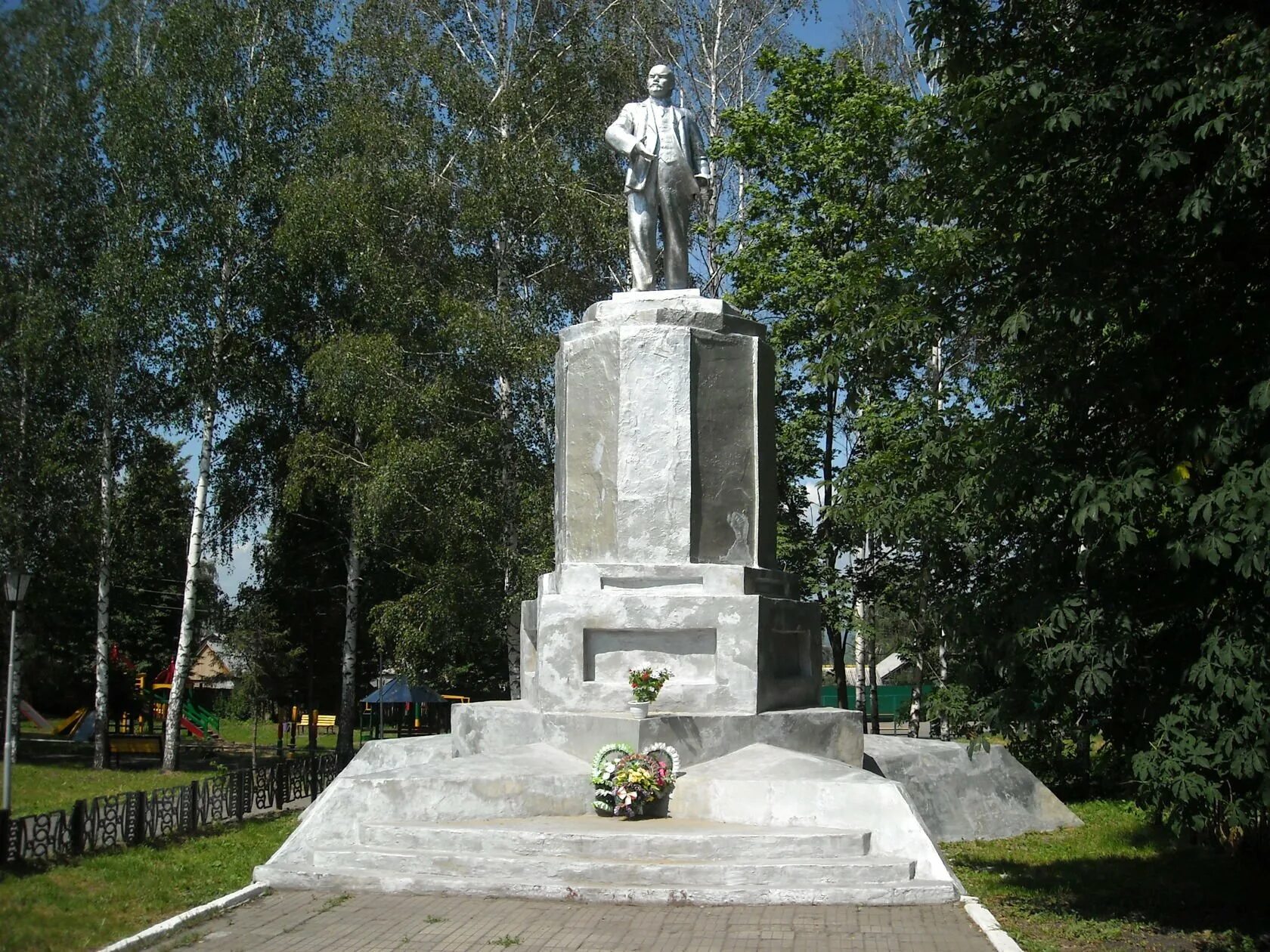 Город ардатов республики мордовия. Ардатов Мордовия. Город Ардатов Республика Мордовия. Ардатов Мордовия достопримечательности. Ардатов Мордовия парк.