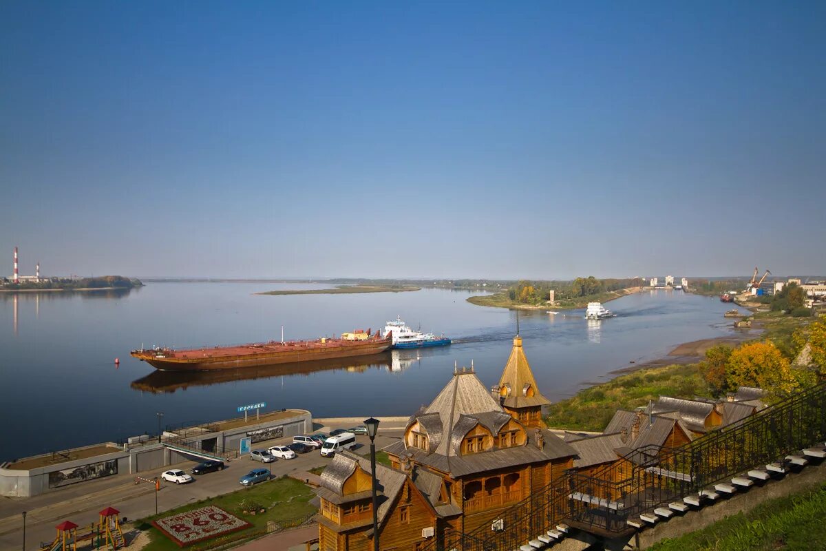 Нижний новгород работа нижегородская область. Городец река Волга. Набережная г Городец Нижегородской области. Р Волга Нижегородская область Городец. Река Волга в Нижегородской области.