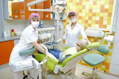 Стоматологическая на большевистской