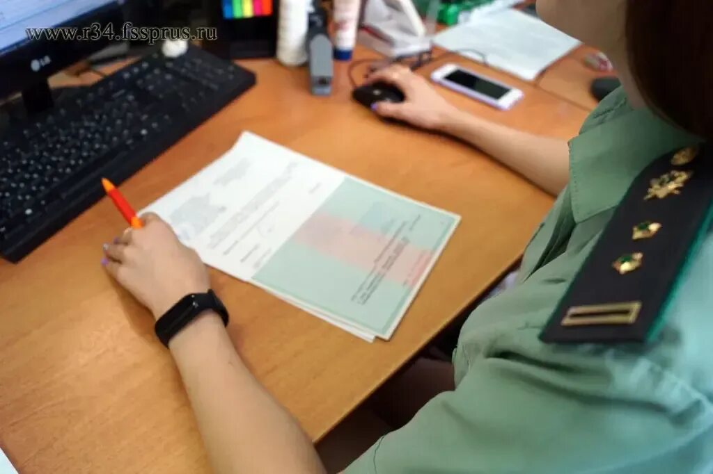 Исполнительский сбор судебных приставов 2025