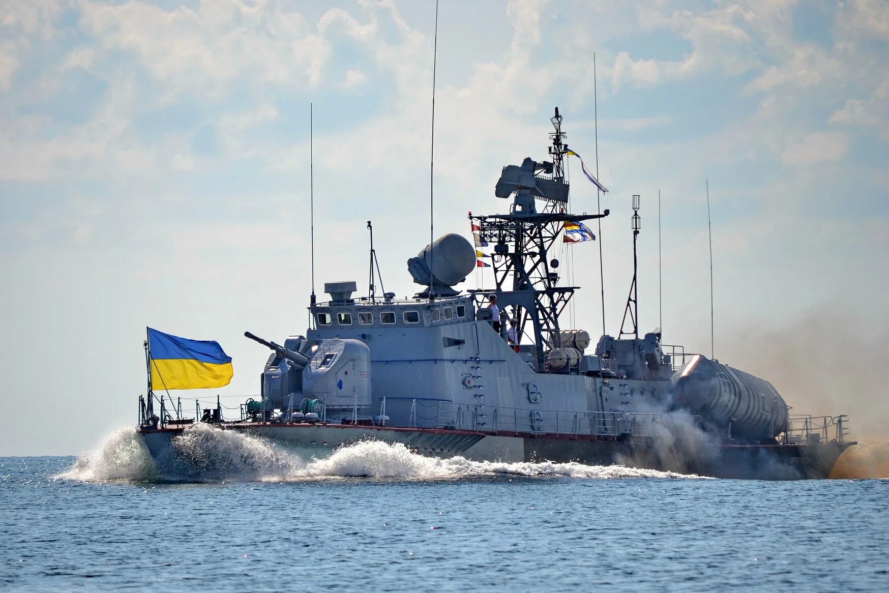 Россия морские силы корабли. Балта ВМС Украины корабль. Украинский ракетный катер Прилуки. Прилуки ракетный катер. Ракетный катер НАТО.