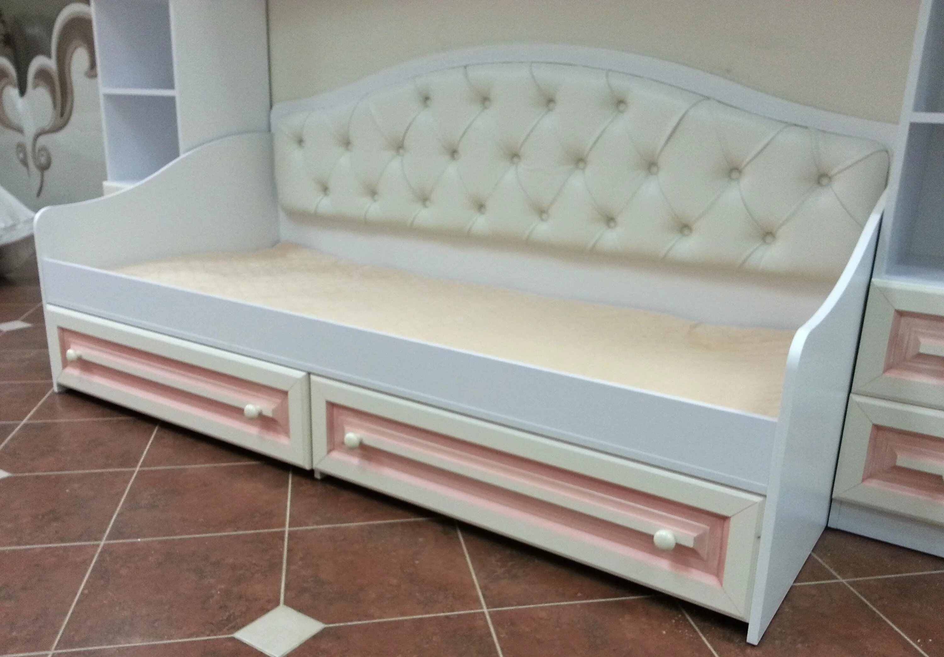 барьер алиса хофф. софа алиса. банкетка mebelson алиса белый. софа алиса. софа алиса.