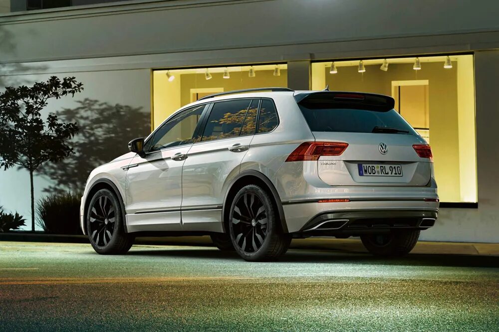 Tiguan l r line. Volkswagen tiguan 2018 r line. фольксваген тигуан r line 2025.