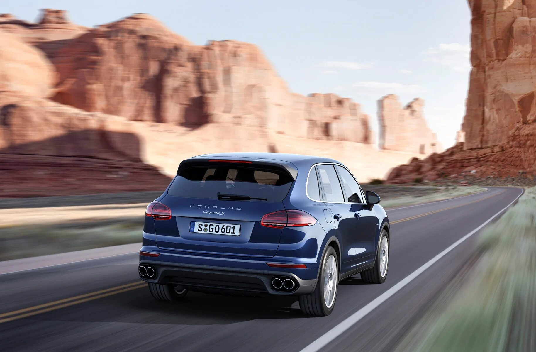 Порше кайен бензин. Porsche cayenne 2015. porsche cayenne turbo 2015. порше кайен новый. порше кайен 2.