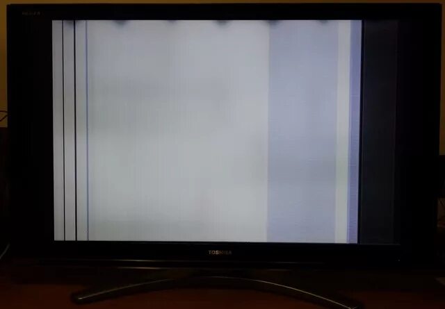 Kdl-40v5500 вертикальные полосы. Как сделать экран на всю ширину монитора. Полоса снизу монитора. Черный полосы по бокам монитора. Черный полосы по бокам монитора.
