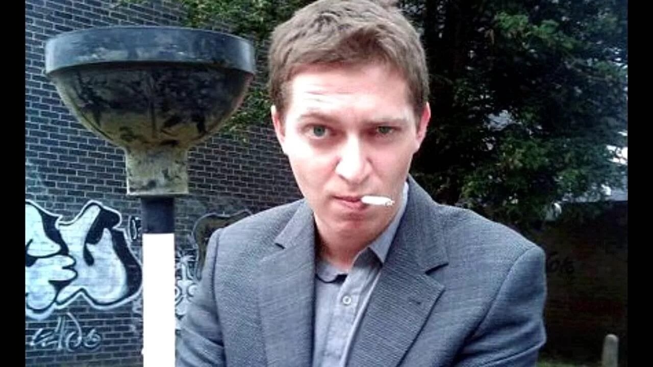Родители oxxxymiron. Oxxxymiron оксфорд. Oxxxymiron лондон. Оксимирон из лондона. Оксимирон в лондоне.