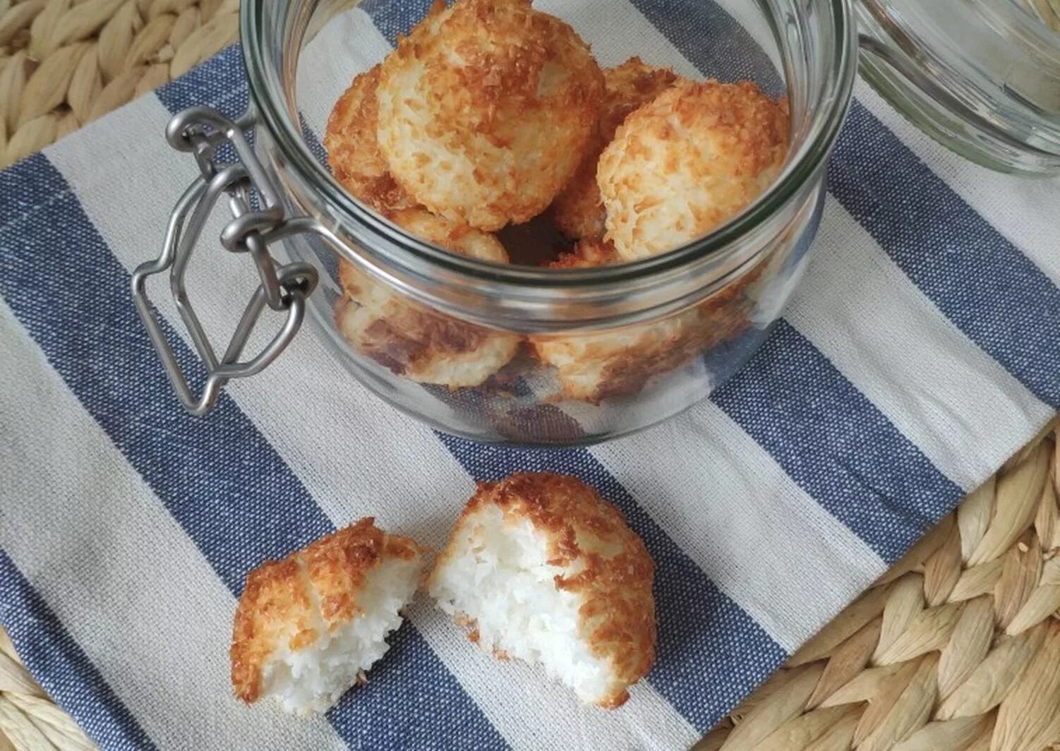 печенье из кокосовой муки. простые рецепты из кокосовой стружки. простые рецепты из кокосовой стружки. кокосанка конфеты. кокосанка.