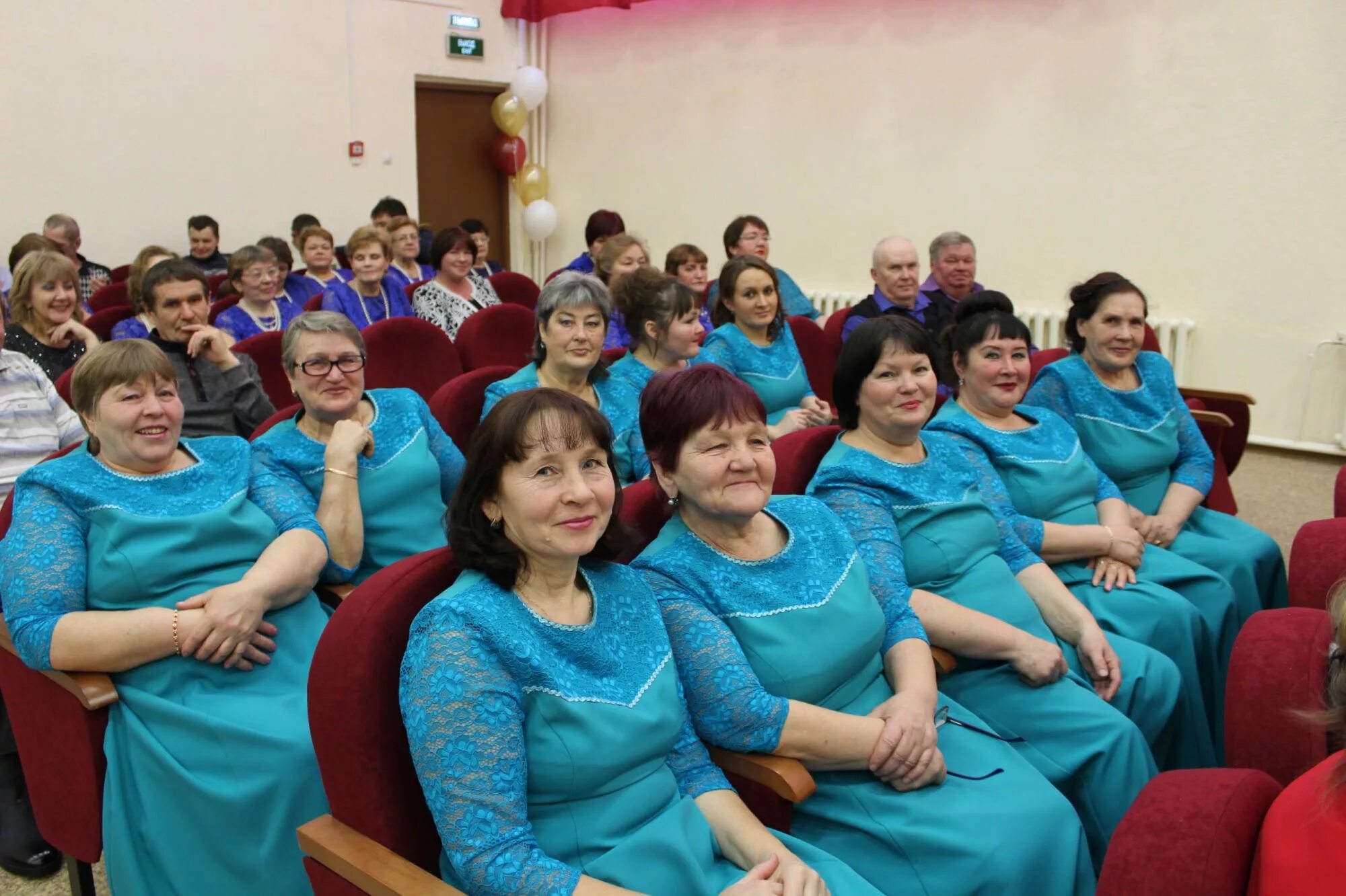 Сайт шадринского районного суда. Красная звезда Шадринский район Курганская. Село красная звезда Шадринский район. Дом культуры красная звезда Шадринский район. ДК ШААЗ зал Шадринск.