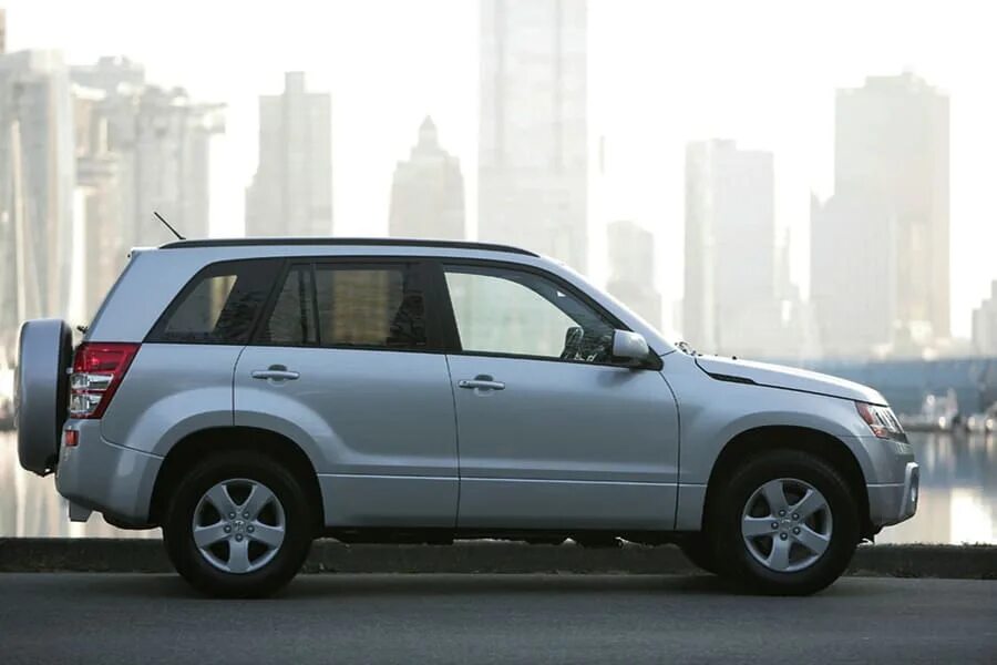 Suzuki grand vitara рестайлинг. Suzuki grand vitara коричневый. Suzuki grand vitara. Suzuki grand vitara 2008. Гранта витара отзывы.