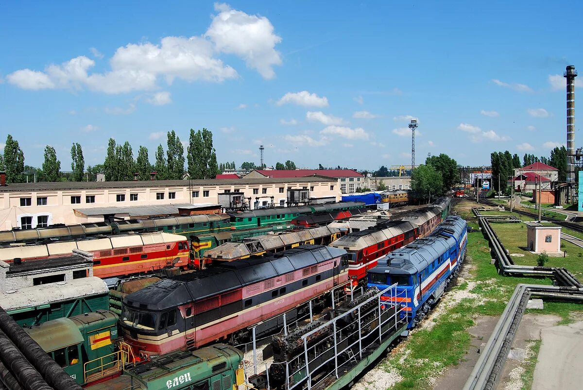 тч 23 бекасово-сортировочное. поезд тч 5. эр2к 1135. вл8-1156. тч7 рыбное.