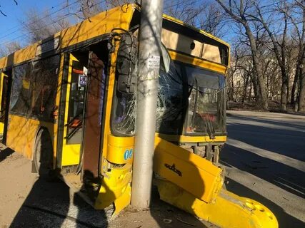 Автобус столб