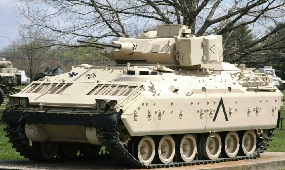 Бредли м2а3. M 2 2m 3. M 2 2m 3. Бмп м2а3 «bradley. M2 bradley ifv.