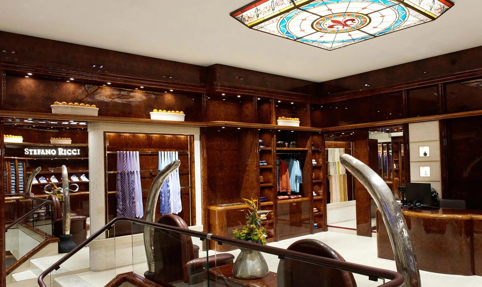 Stefano ricci firenze. Stefano ricci firenze парфюм. Бутик стефано ричи. Стефано ричи в флоренции. Стефано ричи в флоренции.