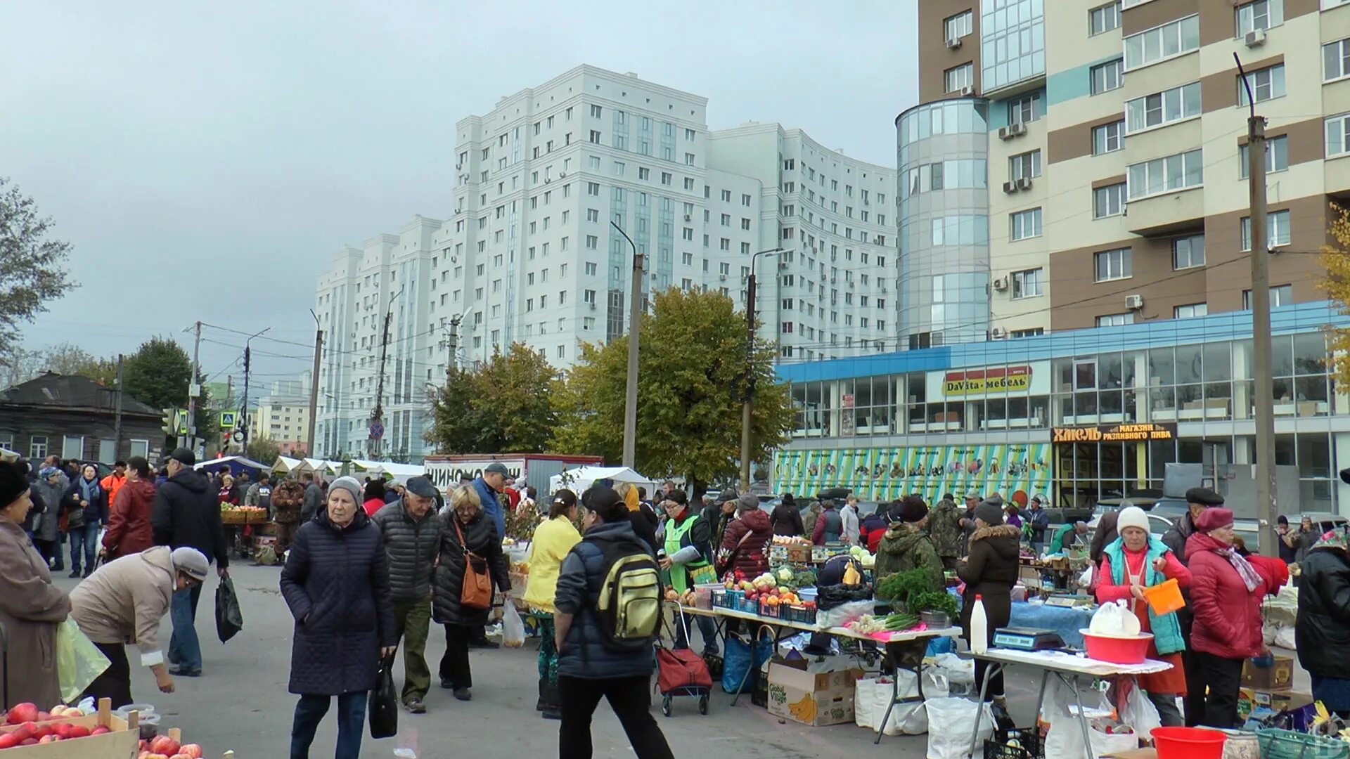 Новости часа рязани. Центральный рынок Рязань. Рынок на улице. Ярмарка Рязань. Ярмарка выходного дня на Московском Рязань.