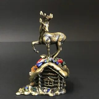 Копытца камень