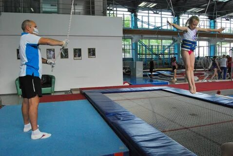 Школа олимпийского резерва тренеры