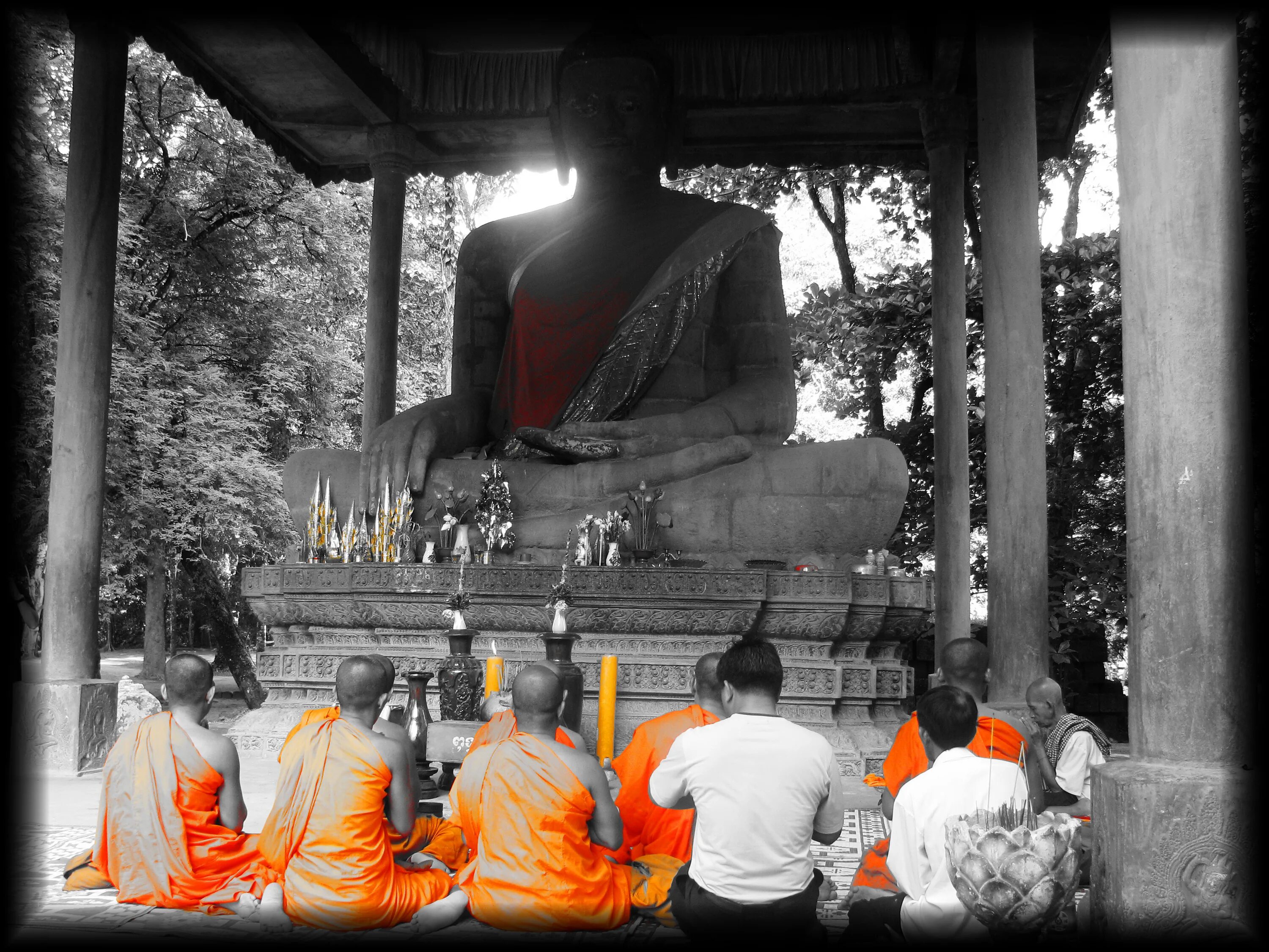 Монах Будда Камбоджа. Буддизм Тхеравада храм. Храм Эйхэйдзи монах. Утайшань буддизм. Места буддистов
