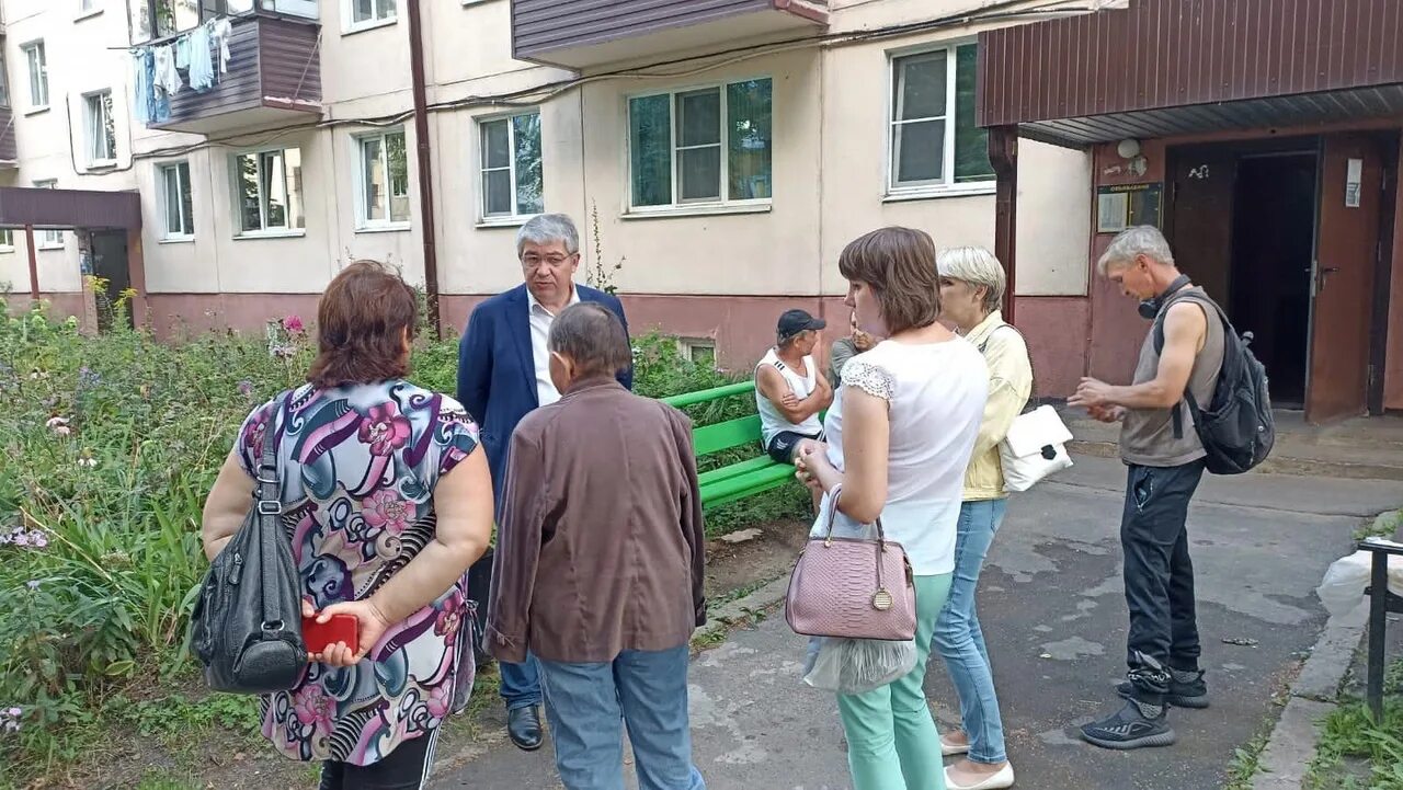 Когда дадут воду в железногорске курской сегодня. Первый зам главы города Железногорска Курской области Александров АС. Новости Железногорска Курской. Новости г.Железногорск Курской обл..