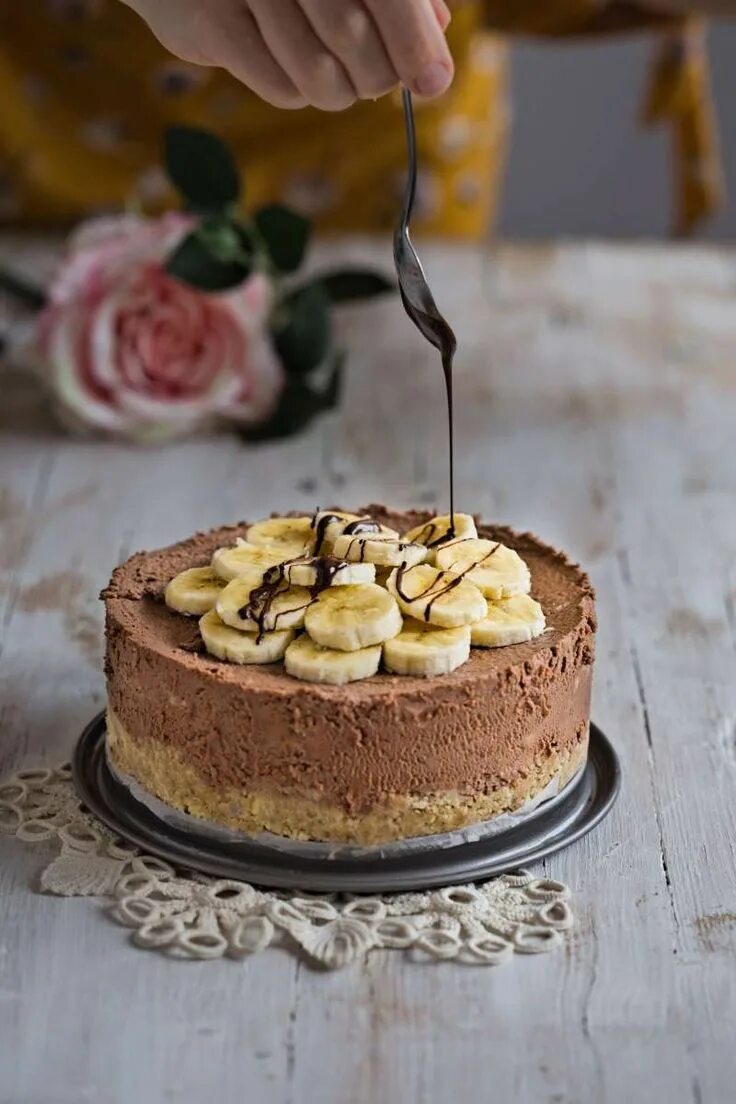 Chocolate Banana Cheesecake Recipe Banana cheesecake, Delicious desserts, Yummy 