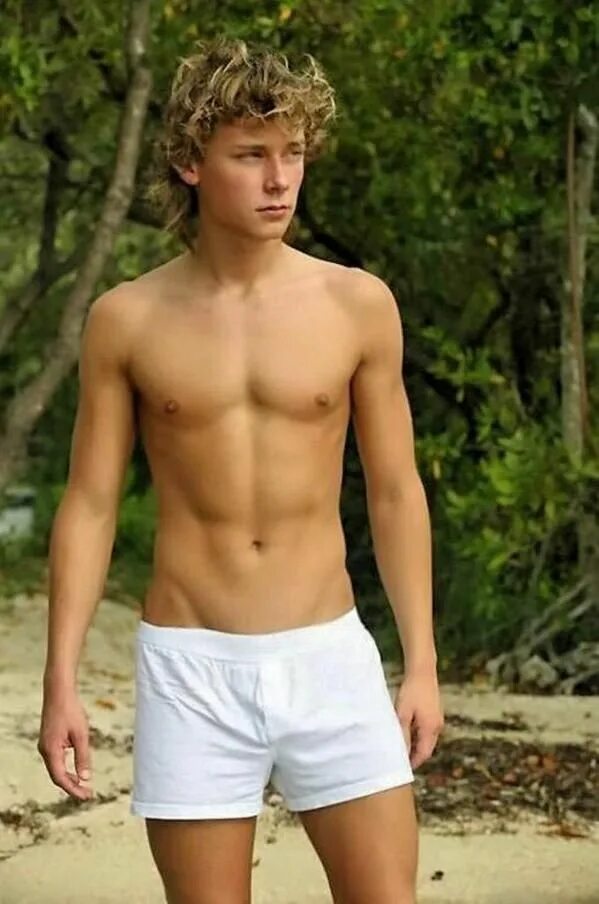 Twinks amateur. Красивые парни пассивы. Мальчик milkyboys. Czech hunter 253. Мальчик milkyboys.