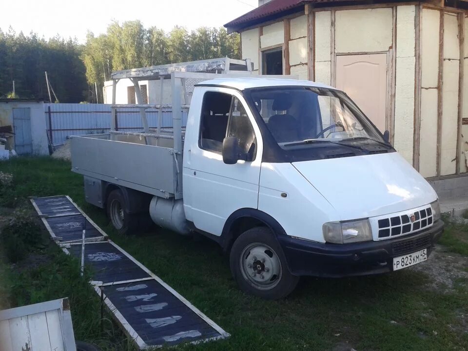 Газ газель 3302 старого образца. Газ 3302 газель бортовая. Старая бортовая газель. Газ 3302 бортовой. Газ 3302 газель грузовая бортовая.
